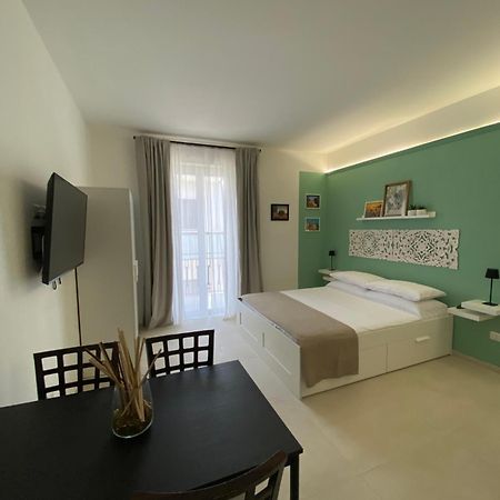 Le Buguse Suite Apartment Lecce Exterior photo