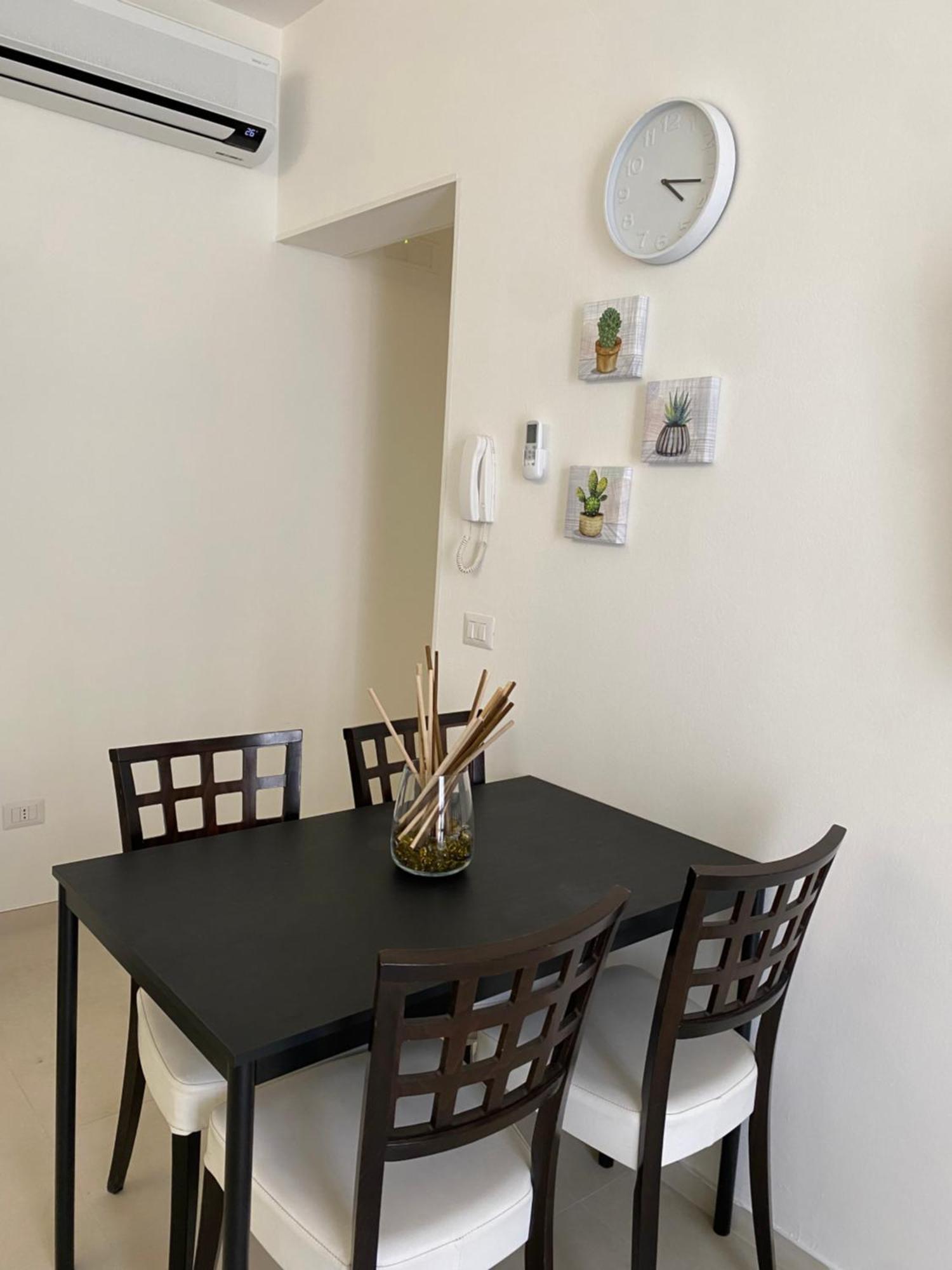 Le Buguse Suite Apartment Lecce Exterior photo